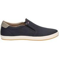 tommy hilfiger fm0fm00409 slip on man blue mens slip ons shoes in blue