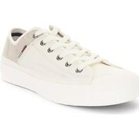 Tommy Hilfiger Victor 1C1 men\'s Shoes (Trainers) in White