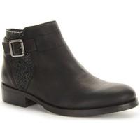 Tommy Hilfiger A1385VIVE 13C1 women\'s Low Ankle Boots in Black