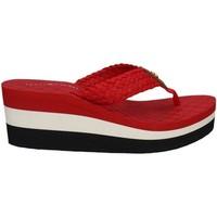 Tommy Hilfiger FW0FW00473 Flip flops Women Rossa women\'s Flip flops / Sandals (Shoes) in red