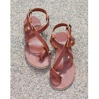 toe ring crisscross sandals