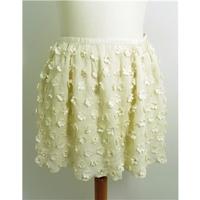 Topshop Size 10 Cream Skirt With 3D Flowers
