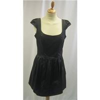Top Shop - Size 10 - Black - Dress