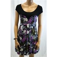 Topshop Size 10 Black Floral Patterned Dress