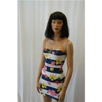 Topshop Size 8 Black Floral Patterned Dress