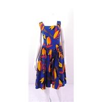 Toesis Size M Royal Blue Floral Print Summer Dress