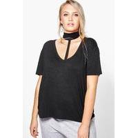 Tori Choker Strap Detail Tee - black