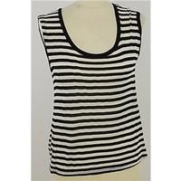Topshop Size 8 Black & White Striped Sleeveless Top