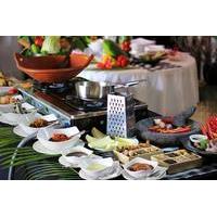 Traditional Balinese Cooking Class with Market Visit and Lunch in Seminyak