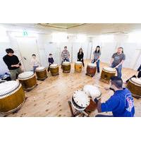 Traditional Japanese Taiko Drum Lessons in Tokyo