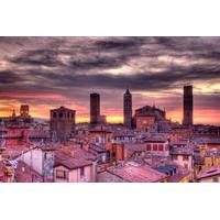 Traditional Home Cooking Experience in Bologna