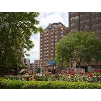 Travelodge Windsor Downtown