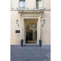 Trevi Palace Luxury Apartments