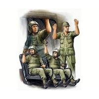 Trumpeter US Army CH-47 Crew Vie...