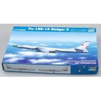 Trumpeter 1:144 - Tupolev Tu-16k-10 Badger C