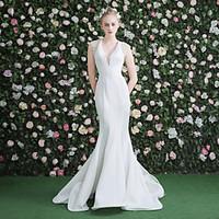 trumpet mermaid wedding dress classic timeless chic modern beautiful b ...