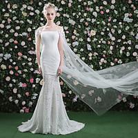 Trumpet / Mermaid Wedding Dress - Classic Timeless Chic Modern Court Train Bateau Lace Tulle with Flower Lace Sash / Ribbon