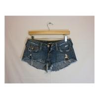 true religion size 26 blue hot pants