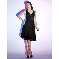 TS Couture Cocktail Party / Holiday Dress - Little Black Dress Plus Size / Petite A-line / Princess V-neck Knee-length Chiffon with Beading / Criss