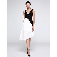 TS Couture Cocktail Party Prom Dress - Color Block A-line V-neck Knee-length Chiffon Jersey with Side Draping