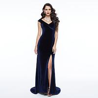 TS Couture Formal Evening Dress - Elegant Celebrity Style Sheath / Column V-neck Sweep / Brush Train Velvet with Pleats