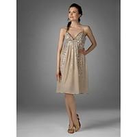 TS Couture Cocktail Party Dress - 1920s Celebrity Style Sheath / Column V-neck Spaghetti Straps Knee-length Chiffon with Draping Sequins