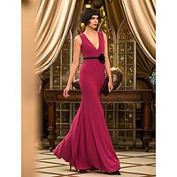 TS Couture Prom / Formal Evening / Military Ball Dress - Elegant Plus Size / Petite Trumpet / Mermaid V-neck Floor-length Jersey with Flower(s)