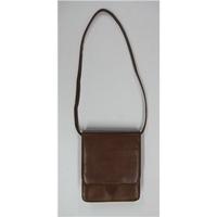 Tula - Size Small - Brown - Leather - Shoulder Bag