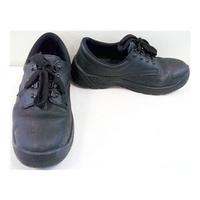 Tuf - Black - Walking/work shoes size 8