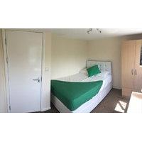 Two Lovely Rooms Available - Close to Basildon town centre!