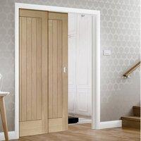 Twin Telescopic Pocket Suffolk Oak Veneer Door - Vertical Lining