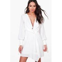 Twist Front Ruched Sleeves Shift Dress - white