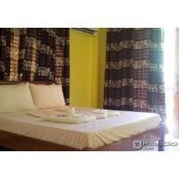 UENA\'S HAVEN TRAVELODGE