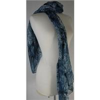 Unbranded - Blue/Black Scarf