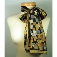 Unbranded Black & Gold Square Pattern Silk Scarf