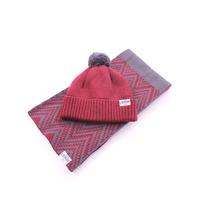 unisex tokyo laundry doves hat and scarf set in oxblood marl