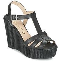 unisa maca womens sandals in black