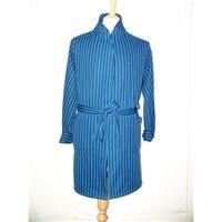 unbranded size m blue dressing gown