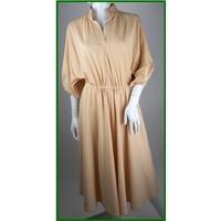 Unbranded - Size: 14 - Beige - Vintage Dress