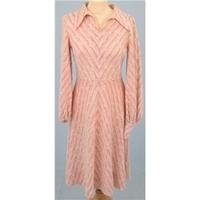 Unbranded size M pink and cream knee length dress
