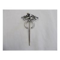 Unbranded, Game of Thrones Brooch