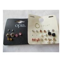 Unbranded, BNWT, Set of Twelve Earrings