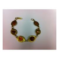 unbranded vintage gold tone amber bracelet