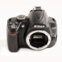 Used Nikon D3000 Digital SLR Cam...