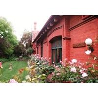 UXTON MANOR APARTMENTS