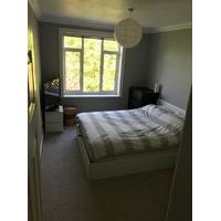 v large double ensuite spacious flat on beachfront