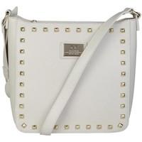 V 1969 YQF-044-4_CIPRIA women\'s Shoulder Bag in white