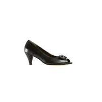 Van Dal Hawkesbury Black Shoe