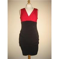 Valerie Bertinelli size 12 black and red party dress
