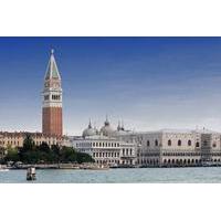 Venice Super Saver: Skip-the-Line Best of Venice Walking Tour and Small Islands in One Day